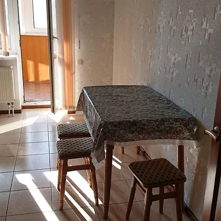 Apartment Вулиця Авдєєва-Чорноморського, 2Б Апартаменты