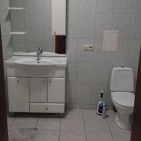 Вулиця Авдєєва-Чорноморського, 2Б Апартаменты Apartment