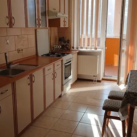 Apartment Вулиця Авдєєва-Чорноморського, 2Б Апартаменты