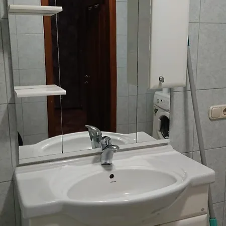 Apartment Вулиця Авдєєва-Чорноморського, 2Б Апартаменты Odesa